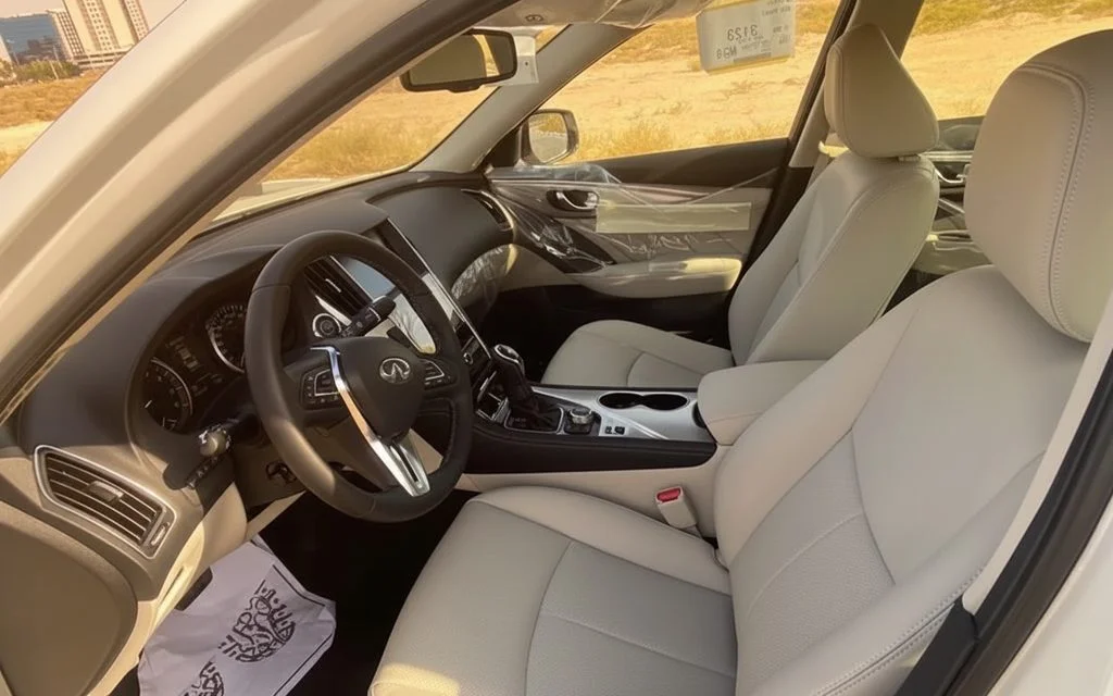 Infiniti Q50 2023 leather seats and cabin
