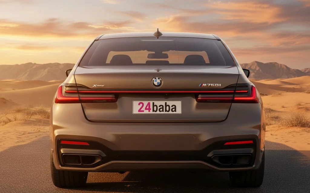 Bmw 740 2024 White rear view showing taillights
