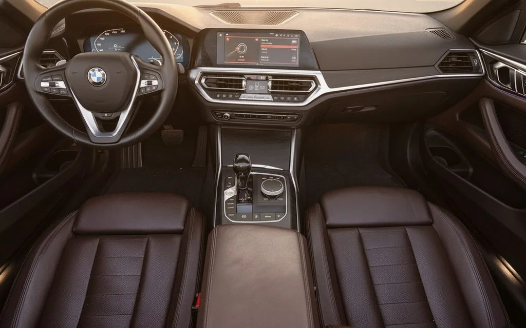 Bmw 430 2023 dashboard and infotainment