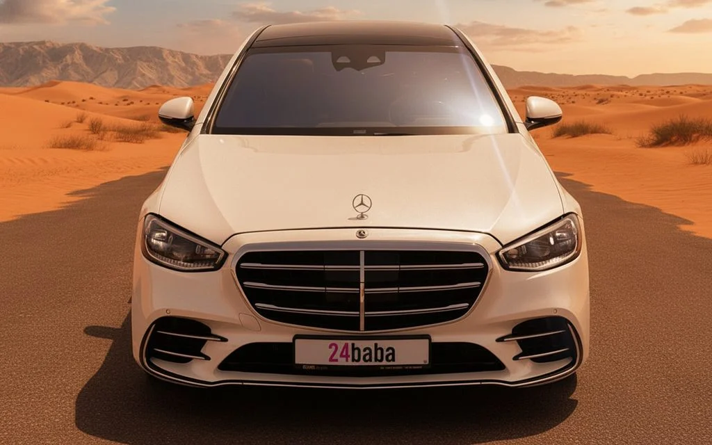 Mercedes S580 2023 White front view with headlights