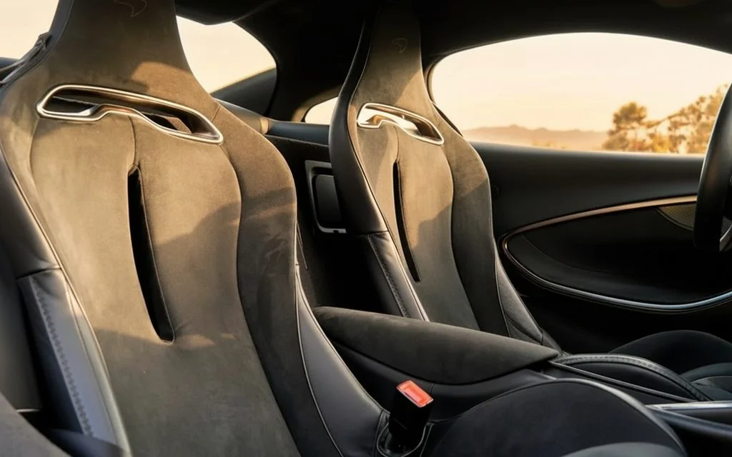 Mclaren Artura 2025 leather seats and cabin