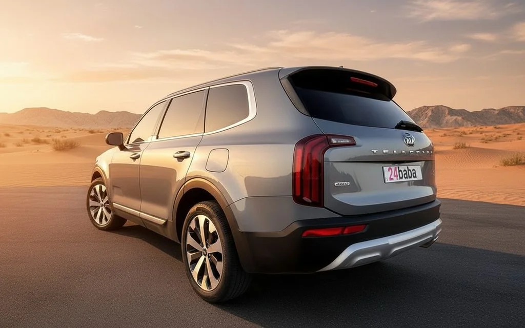 Kia Telluride 2021 Silver rear view showing taillights