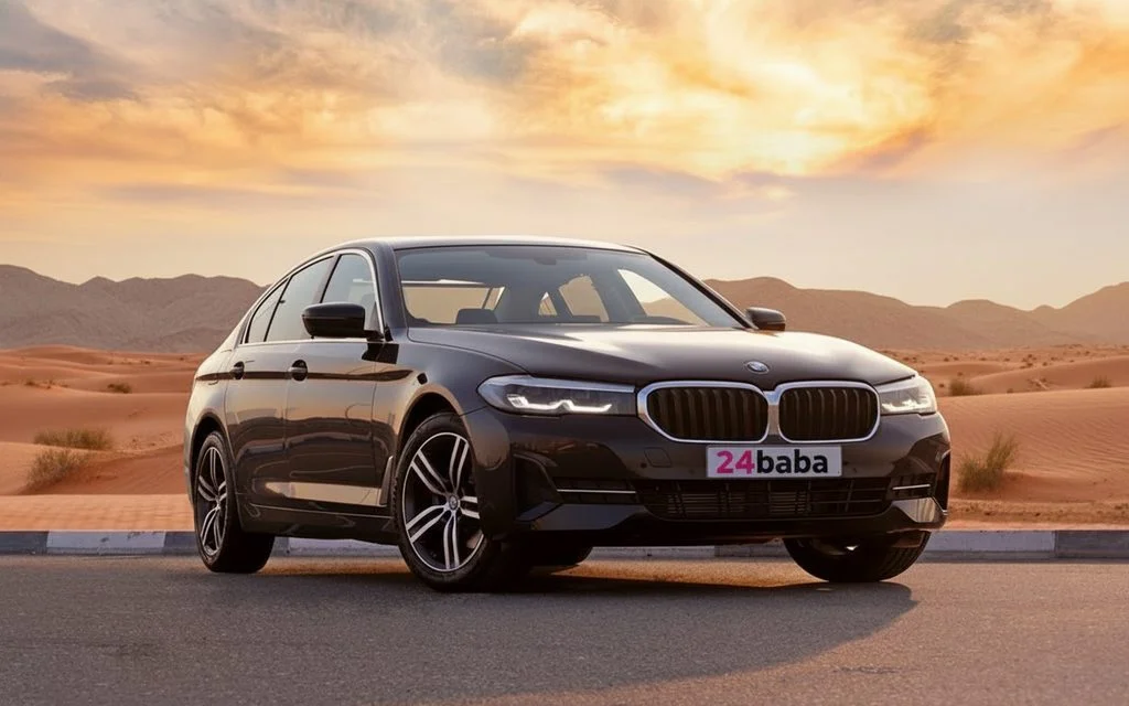 Bmw 520 2023 Black front view with headlights