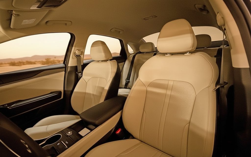 Kia K5 2023 leather seats and cabin