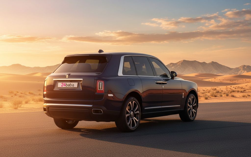 Rolls-Royce Cullinan 2021 Blue rear view showing taillights