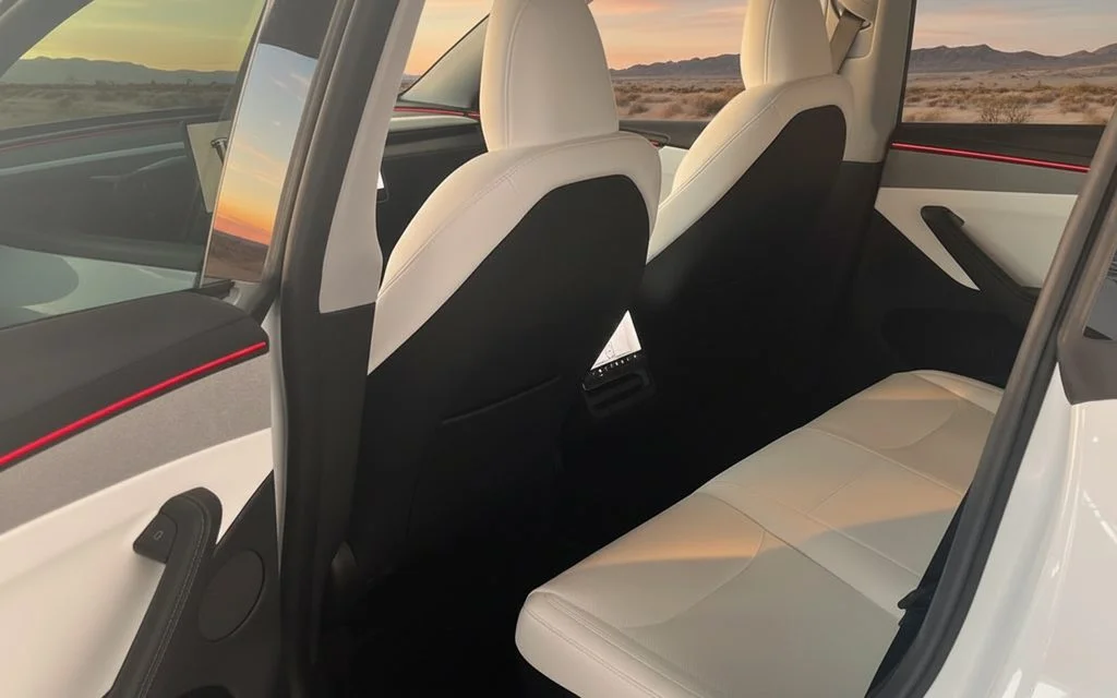 Tesla Model Y 2025 leather seats and cabin