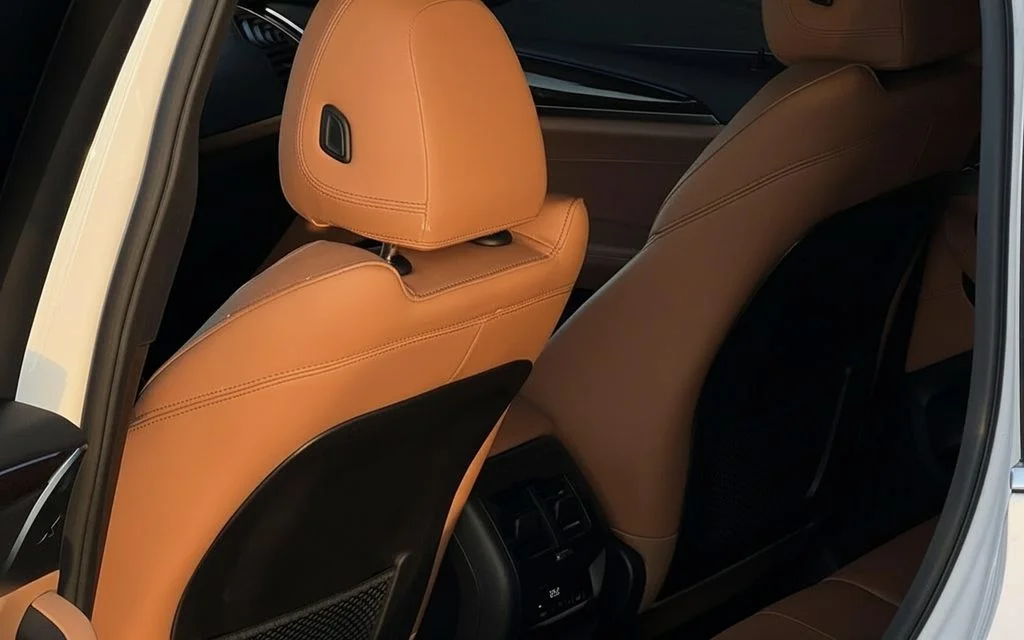 Bmw X3 2021 leather seats and cabin