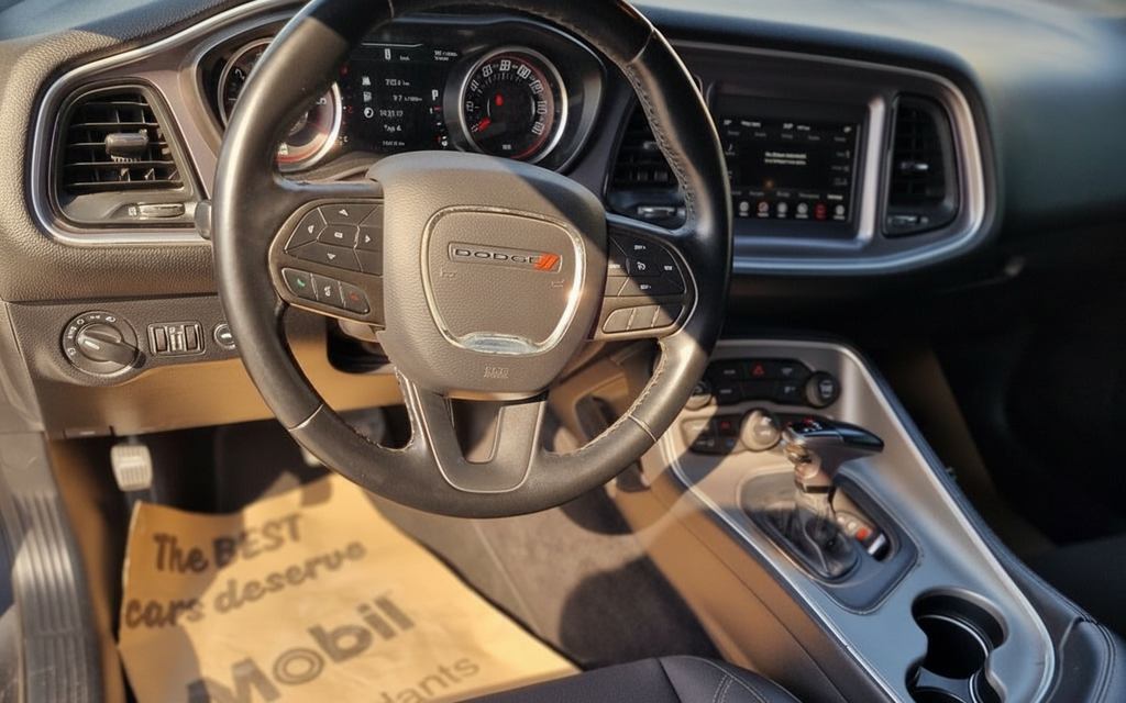 Dodge Challenger 2021 interior view showing trim