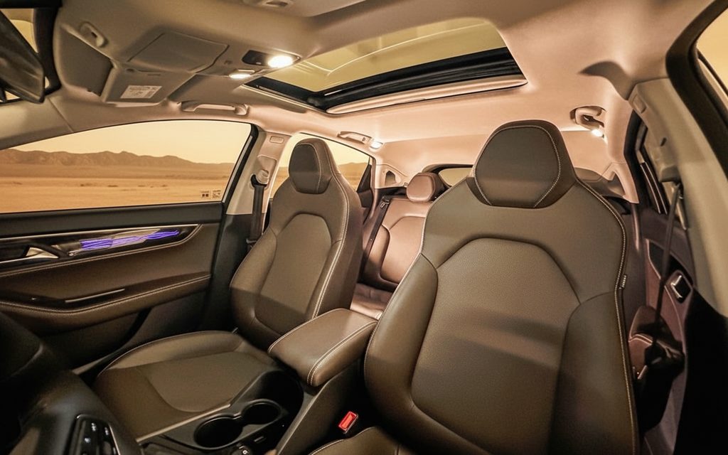 Jac J7 2023 leather seats and cabin