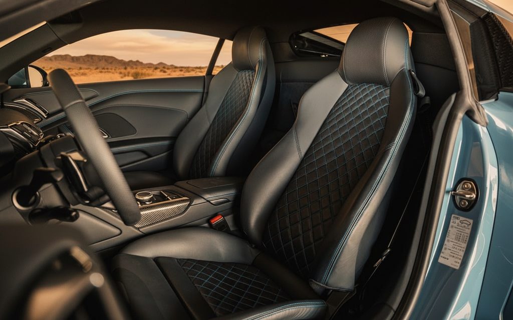 Audi R8 2023 leather seats and cabin