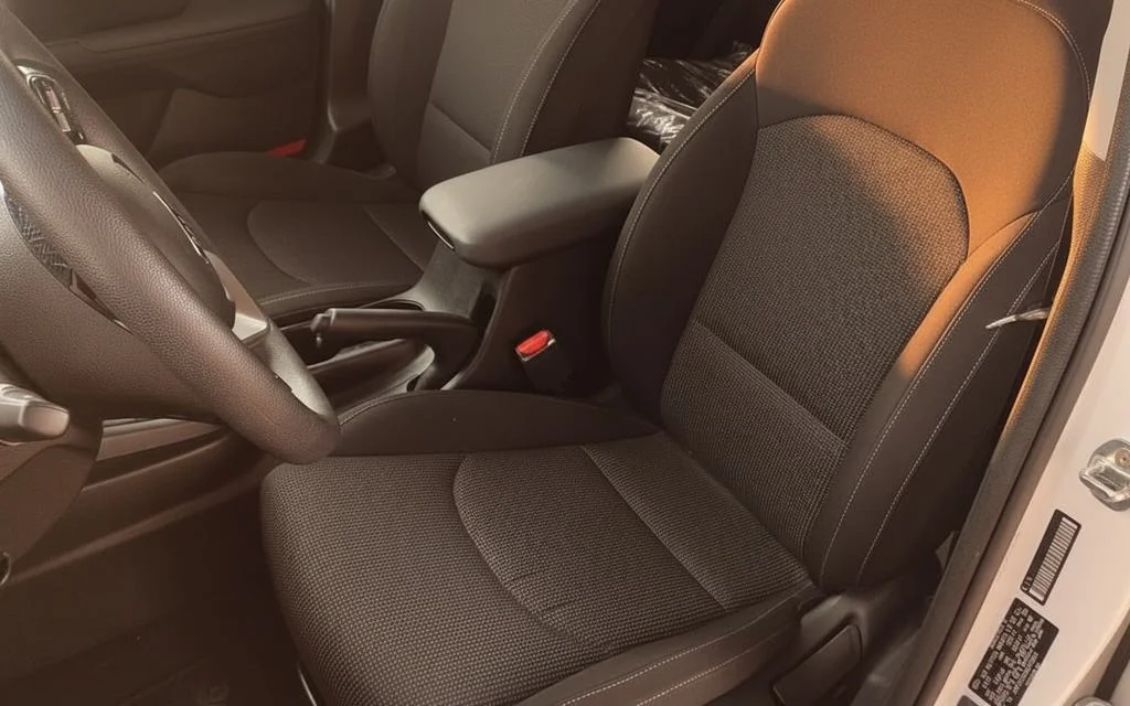 Kia Forte 2021 leather seats and cabin