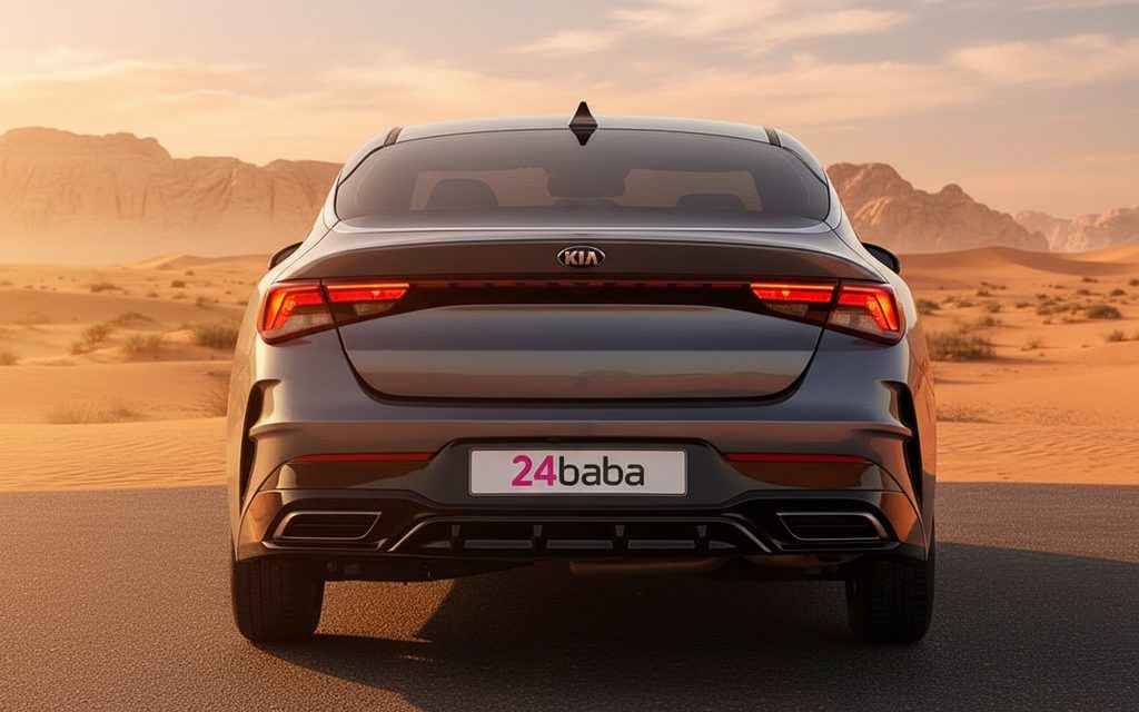 Kia K5 2021 Grey rear view showing taillights