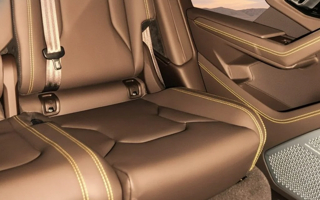 Lamborghini Urus 2024 leather seats and cabin
