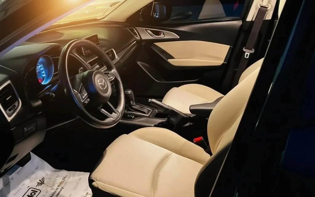 Mazda 3 2025 leather seats and cabin