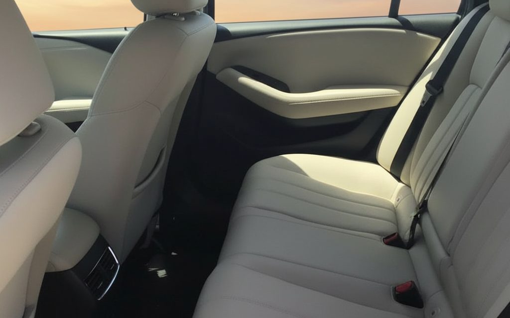 Mazda 6 2021 leather seats and cabin