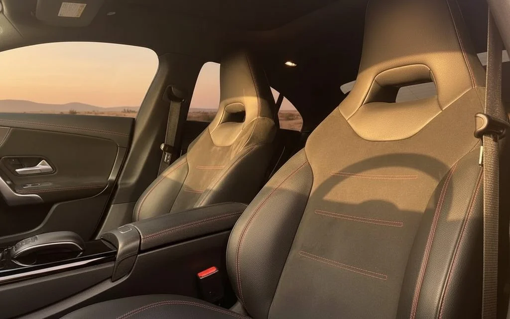 Mercedes Cla250 2020 leather seats and cabin