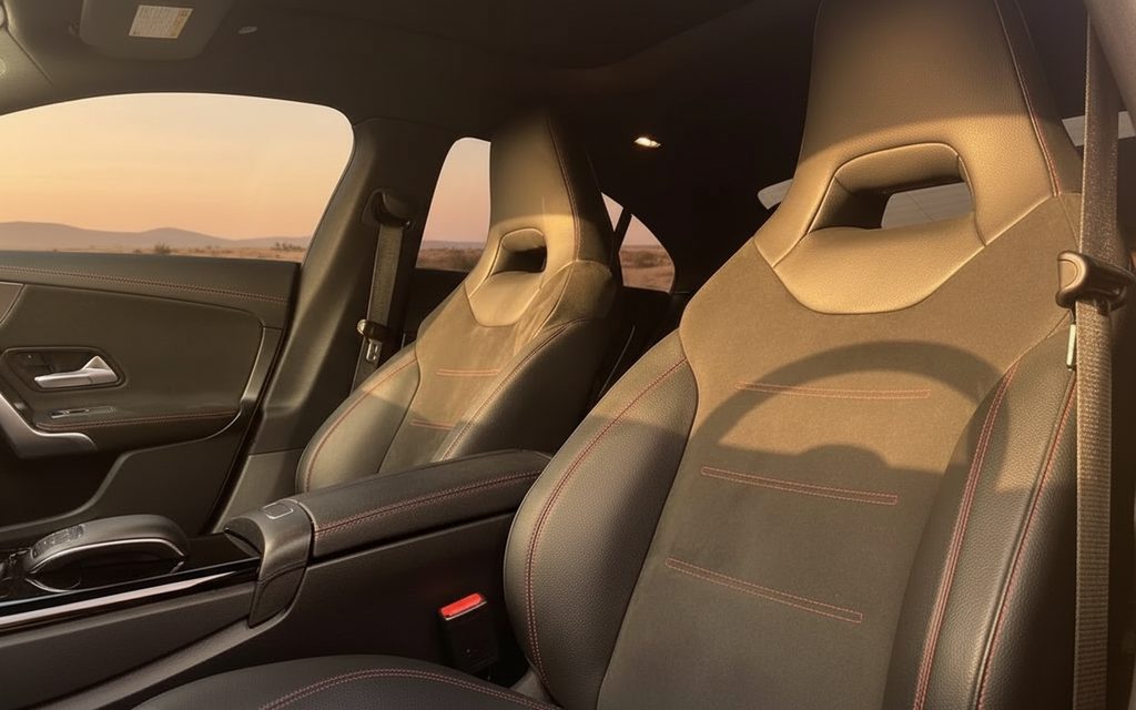 Mercedes Cla250 2020 leather seats and cabin