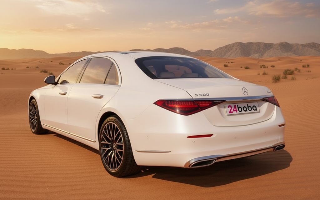 Mercedes S500 2023 White rear view showing taillights