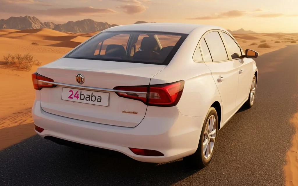 Mg 5 2023 White rear view showing taillights