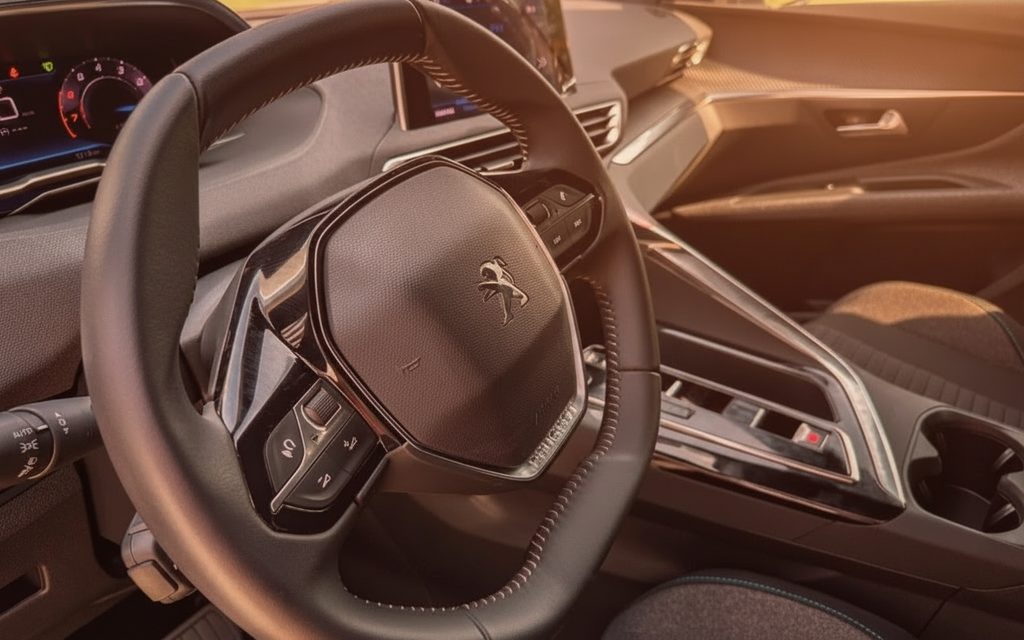 Peugeot 3008 2024 interior view showing trim – rental in Dubai