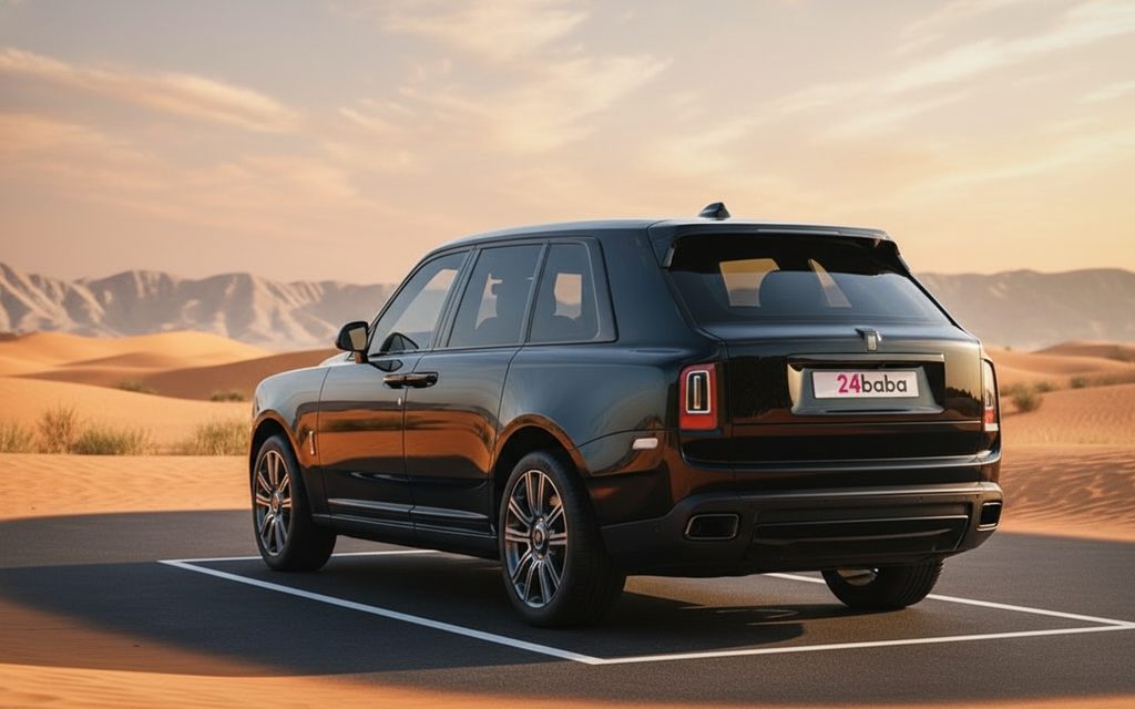 RollsRoyce Cullinan 2022 Black rear view showing taillights