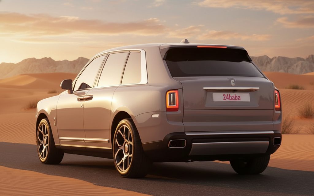 RollsRoyce Cullinan 2024 Grey rear view showing taillights