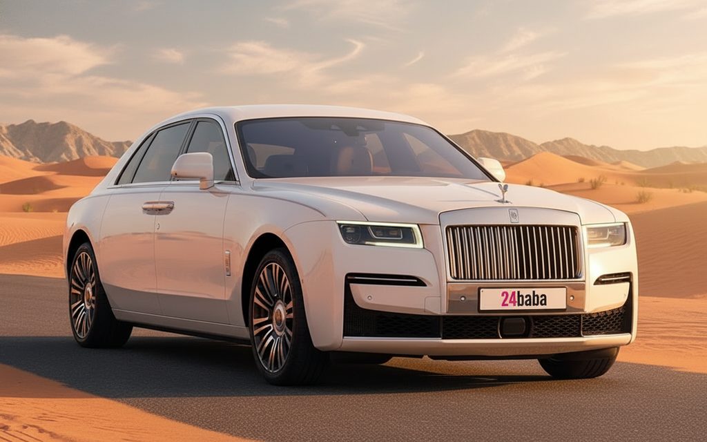 RollsRoyce Ghost 2022 White front view with headlights