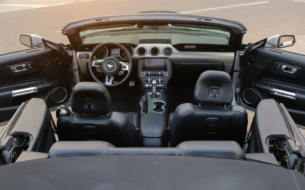 Ford Mustang 2021 interior view showing trim – rental in Dubai