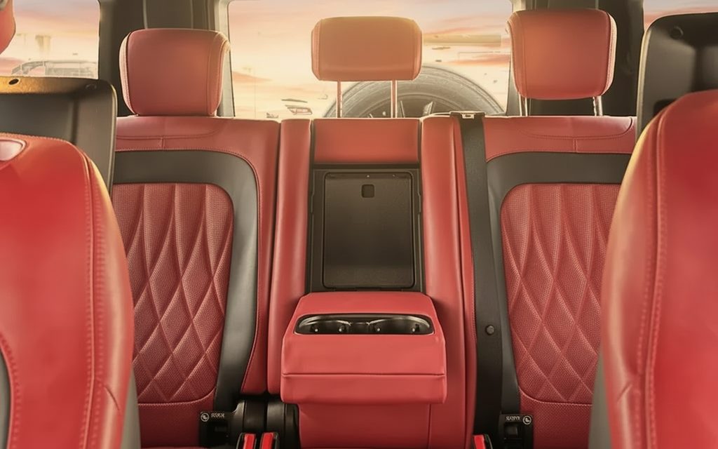 Mercedes G63 2020 leather seats and cabin – rental in Dubai