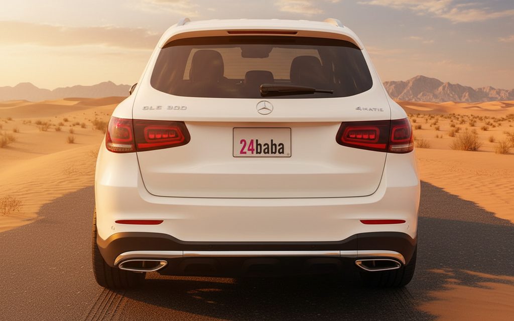 Mercedes Glc300 2022 White rear view showing taillights