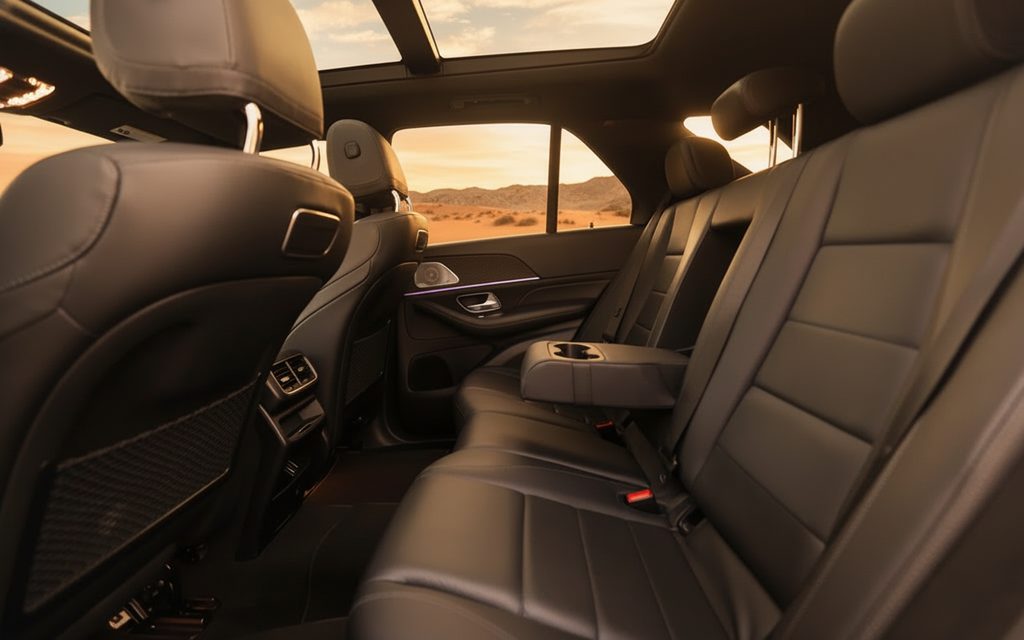 Mercedes Gle450 2020 leather seats and cabin – rental in Dubai