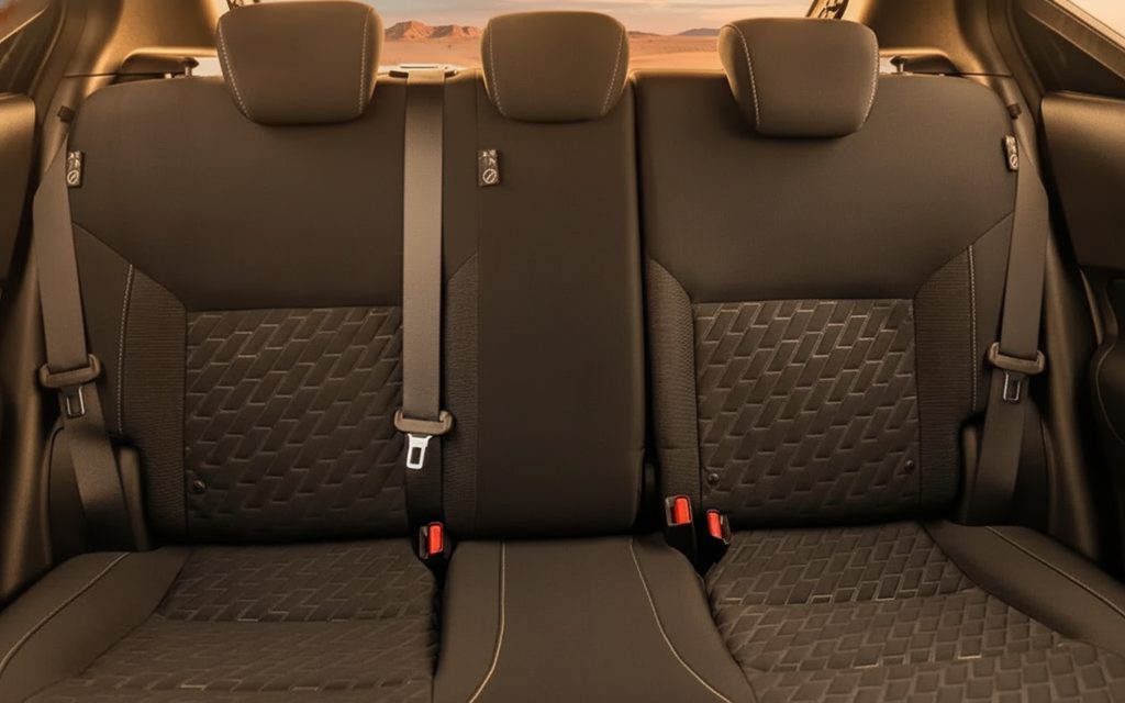 Nissan Kicks 2022 leather seats and cabin – rental in Dubai