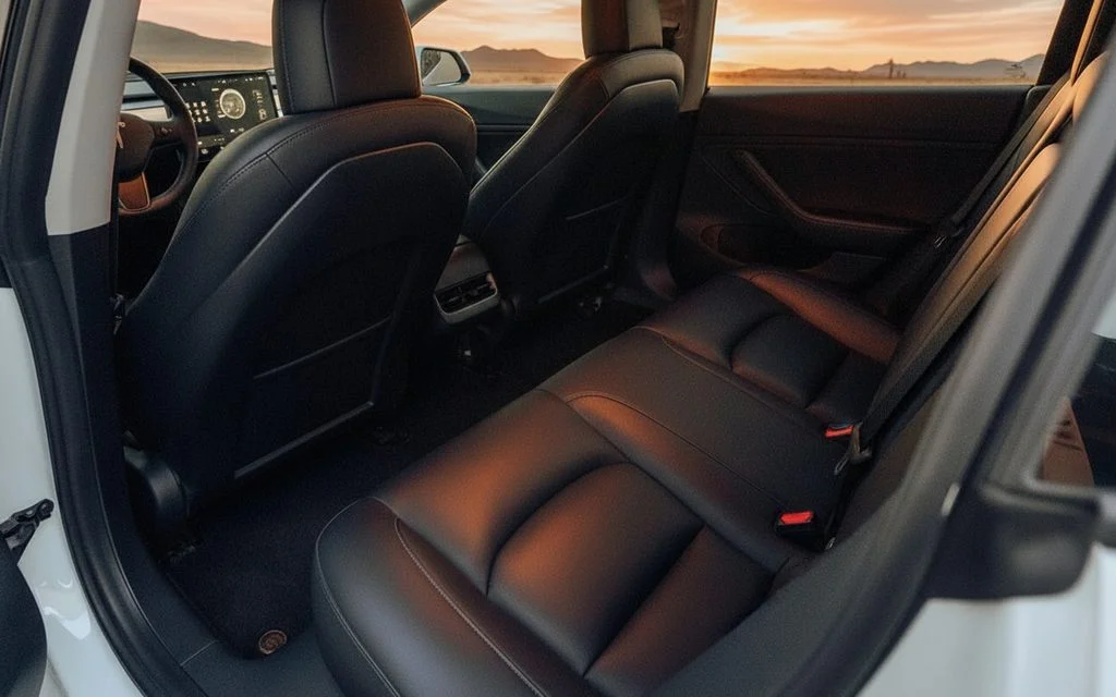 Tesla Model3 2021 leather seats and cabin – rental in Dubai