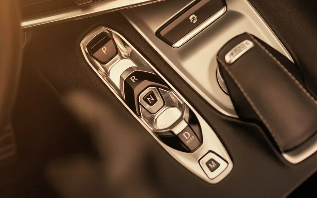 Chevrolet Corvette 2020 interior view showing trim – rental in Dubai