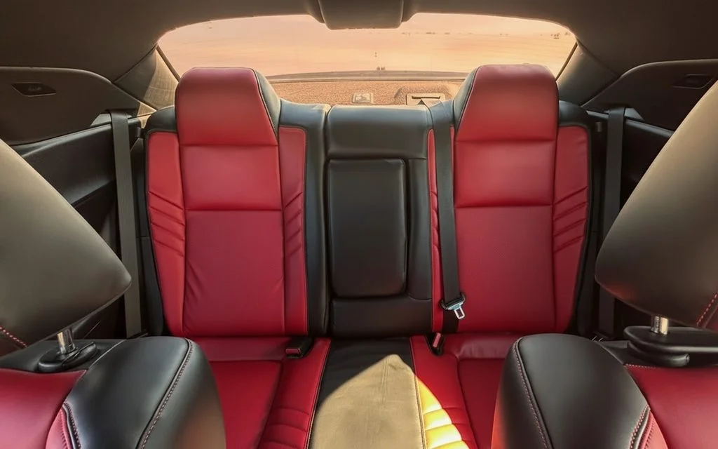 Dodge Challenger 2021 leather seats and cabin – rental in Dubai