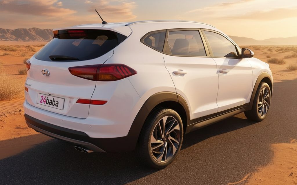 Hyundai Tucson 2020 White rear view showing taillights