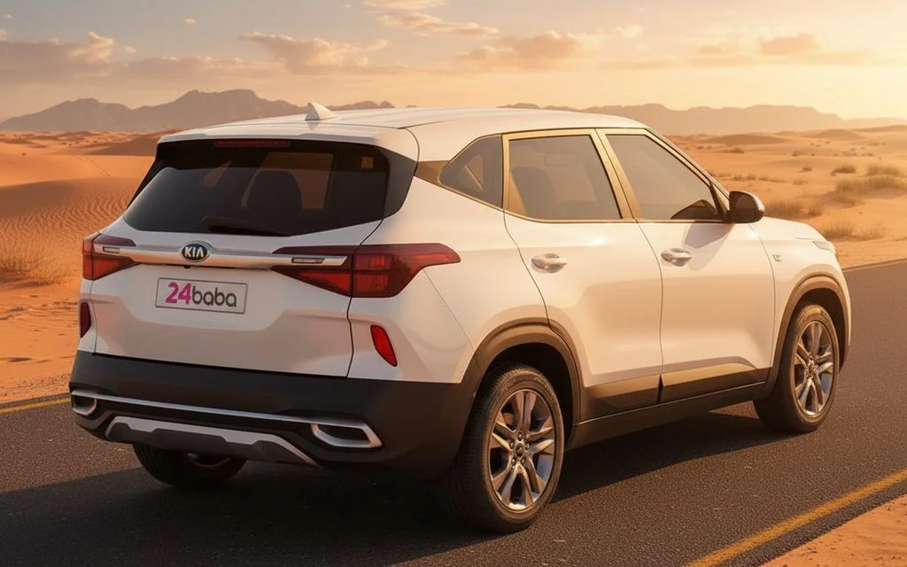 Kia Seltos 2021 White rear view showing taillights