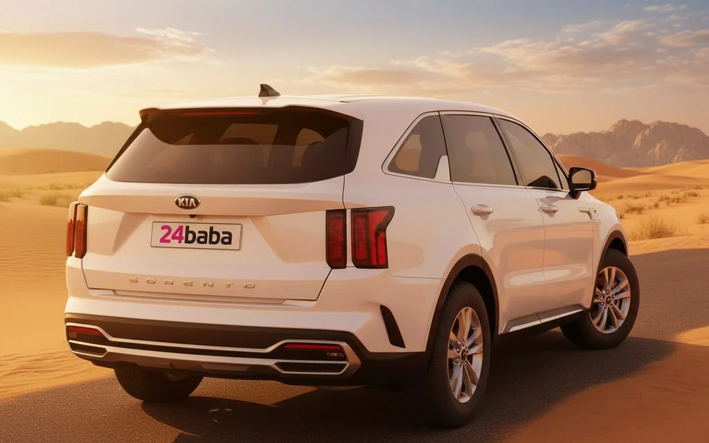 Kia Sorento 2021 White rear view showing taillights