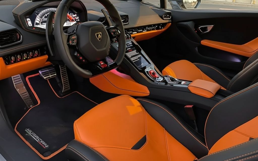 Lamborghini Huracan 2021 interior view showing trim – rental in Dubai