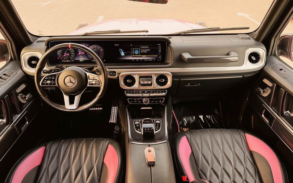Mercedes G500 2021 interior view showing trim – rental in Dubai