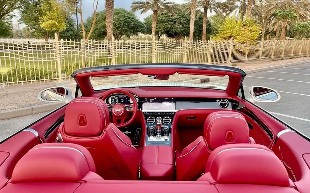 Bentley ContinentalGt Gtc 2022 leather seats and cabin – rental in Dubai