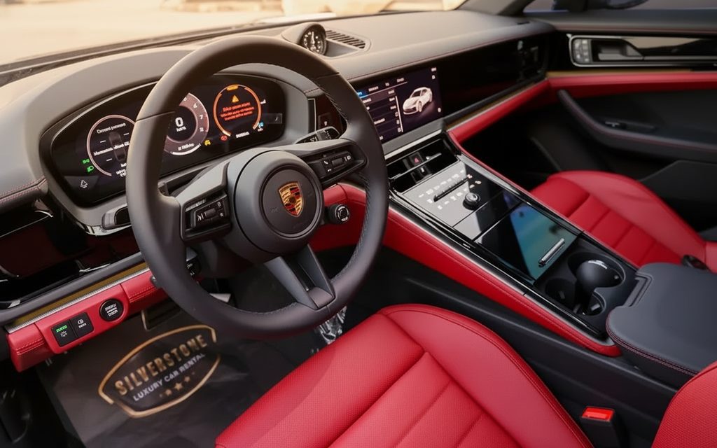 Porsche Panamera 2025 interior view showing trim