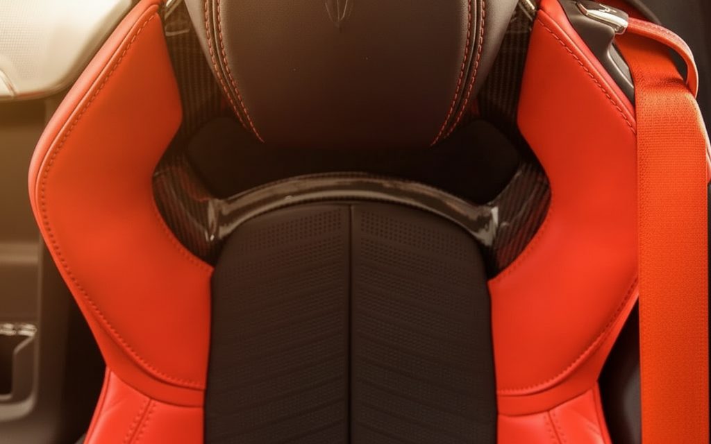 Chevrolet Corvette 2022 leather seats and cabin – rental in Dubai