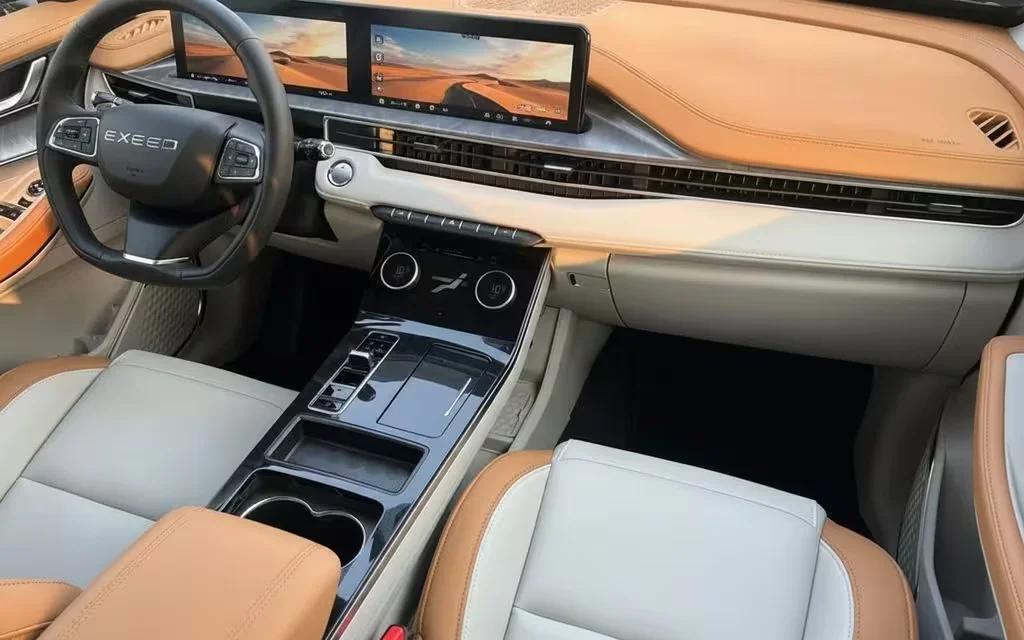 Exeed Lx 2024 dashboard and infotainment – rental in Dubai