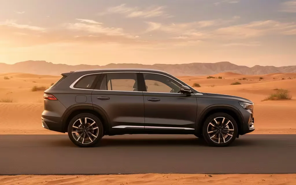 Geely Monjaro 2025 Grey side profile – rental in Dubai