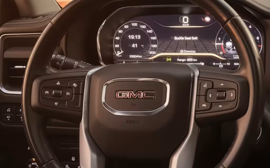 Gmc Yukon 2022 model badge close up – rental in Dubai