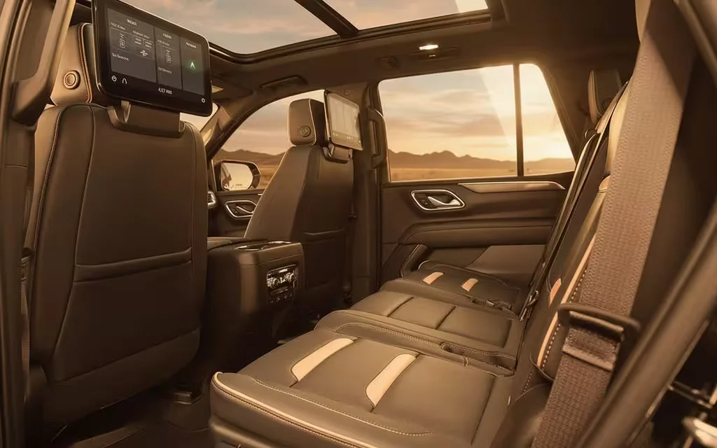 Gmc Yukon 2024 leather seats and cabin – rental in Dubai