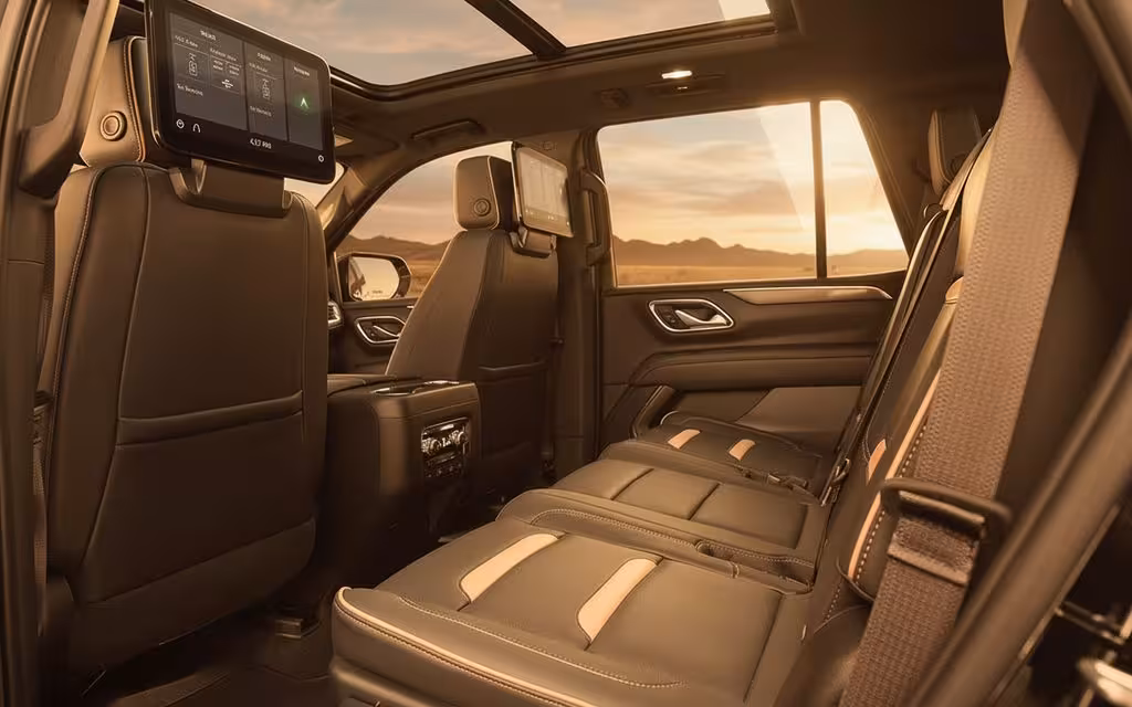 Gmc Yukon 2024 leather seats and cabin – rental in Dubai