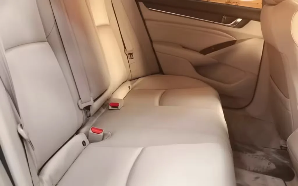 Honda Accord 2022 leather seats and cabin – rental in Dubai