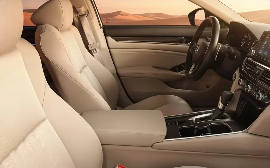 Honda Accord 2022 leather seats and cabin – rental in Dubai